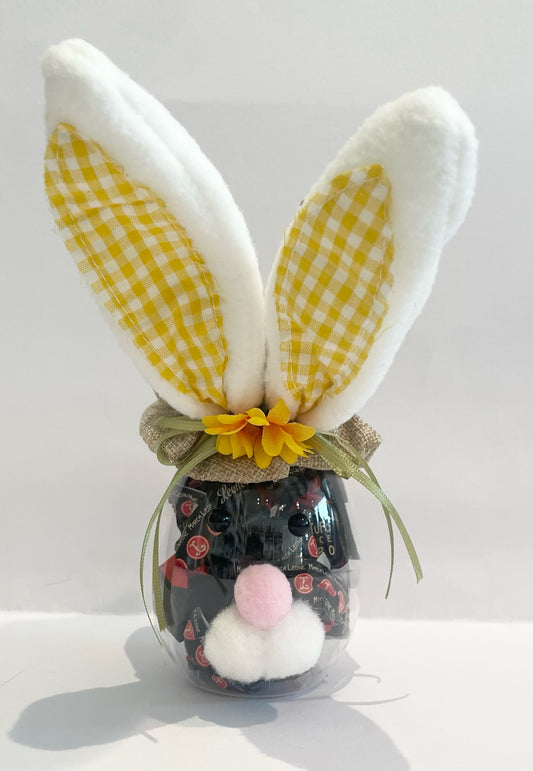 Coniglietto di Pasqua con dolci